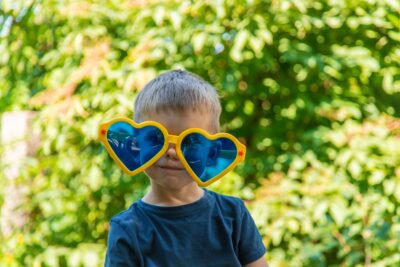 Scopri i migliori occhiali da vista per bambini per proteggere la loro vista